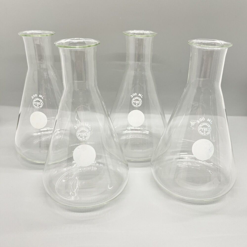 Vintage 300 ml Pyrex Erlenmeyer Flask Beaker Glass Lab Chemistry USA Heat School